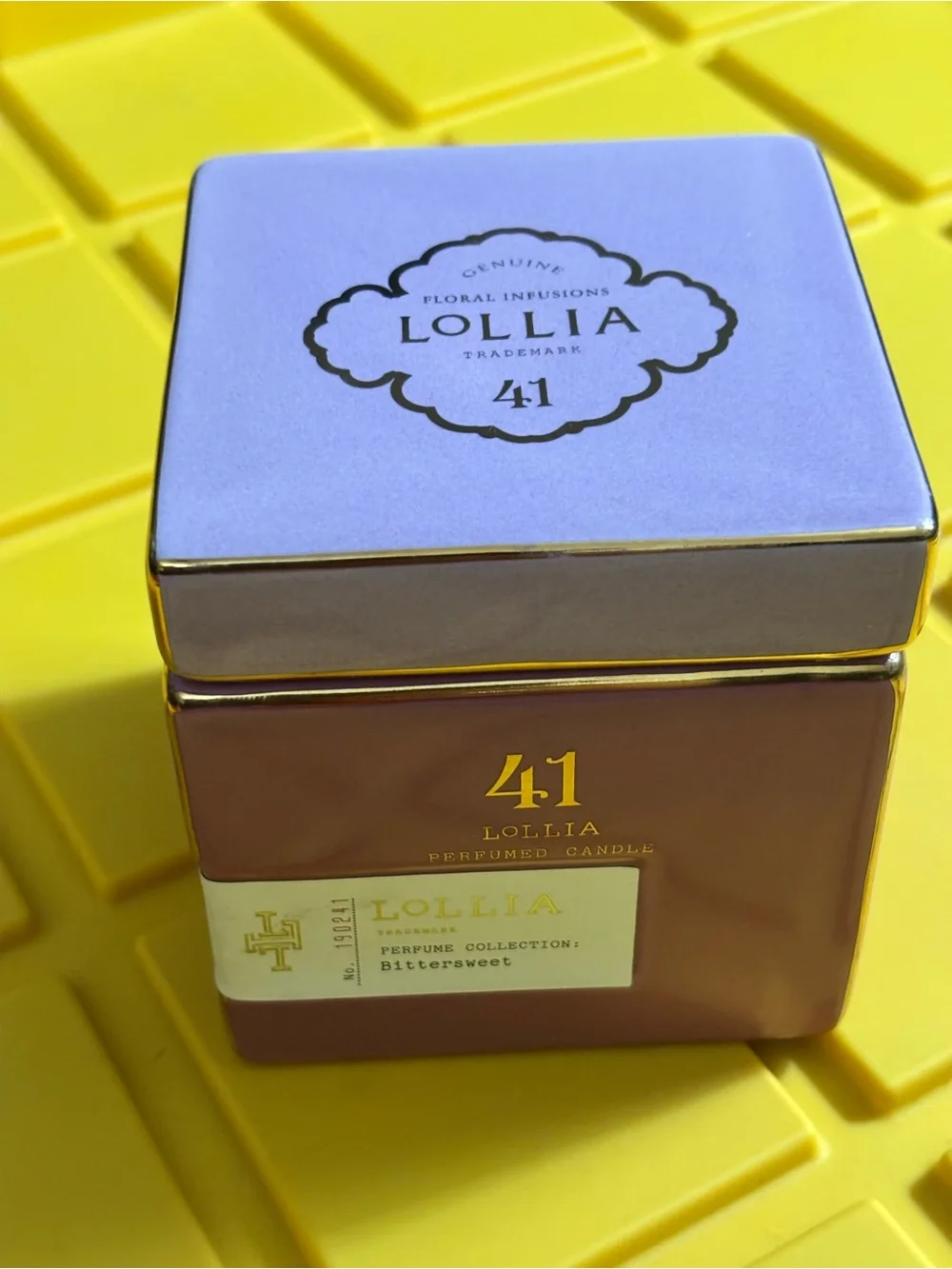 Anthropologie Lollia 41 by Margot Elena Bittersweet candle in Ceramic container